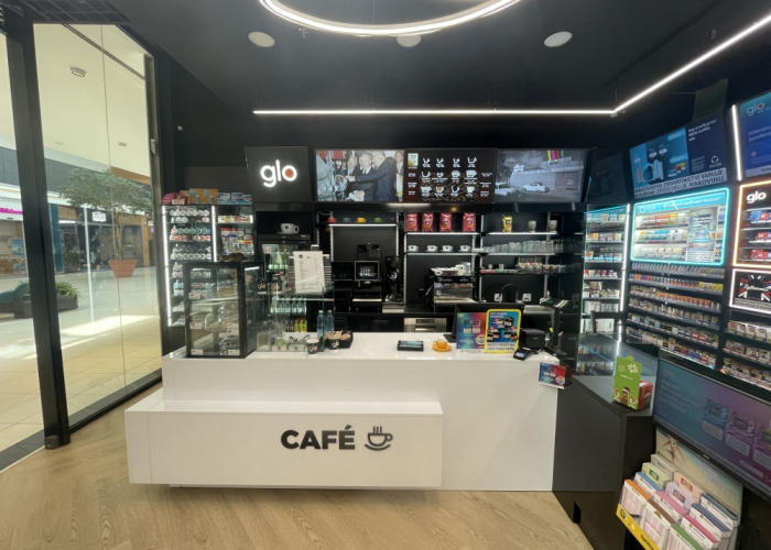 Valmont Praha 10 - OC Europark kavárna