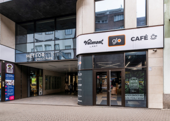 Valmont Praha 8 - Meteor Centre Office