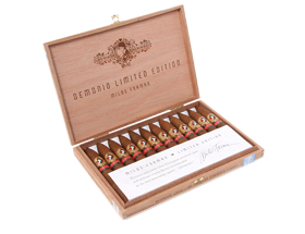 Gold Torpedo Miloš Forman